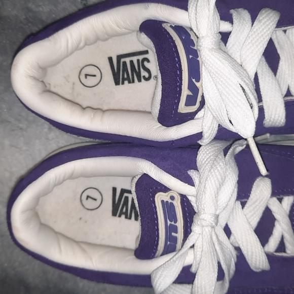Vans Shoes Like New Womens Old Skool Puffy Vans Suede Skate Shoes